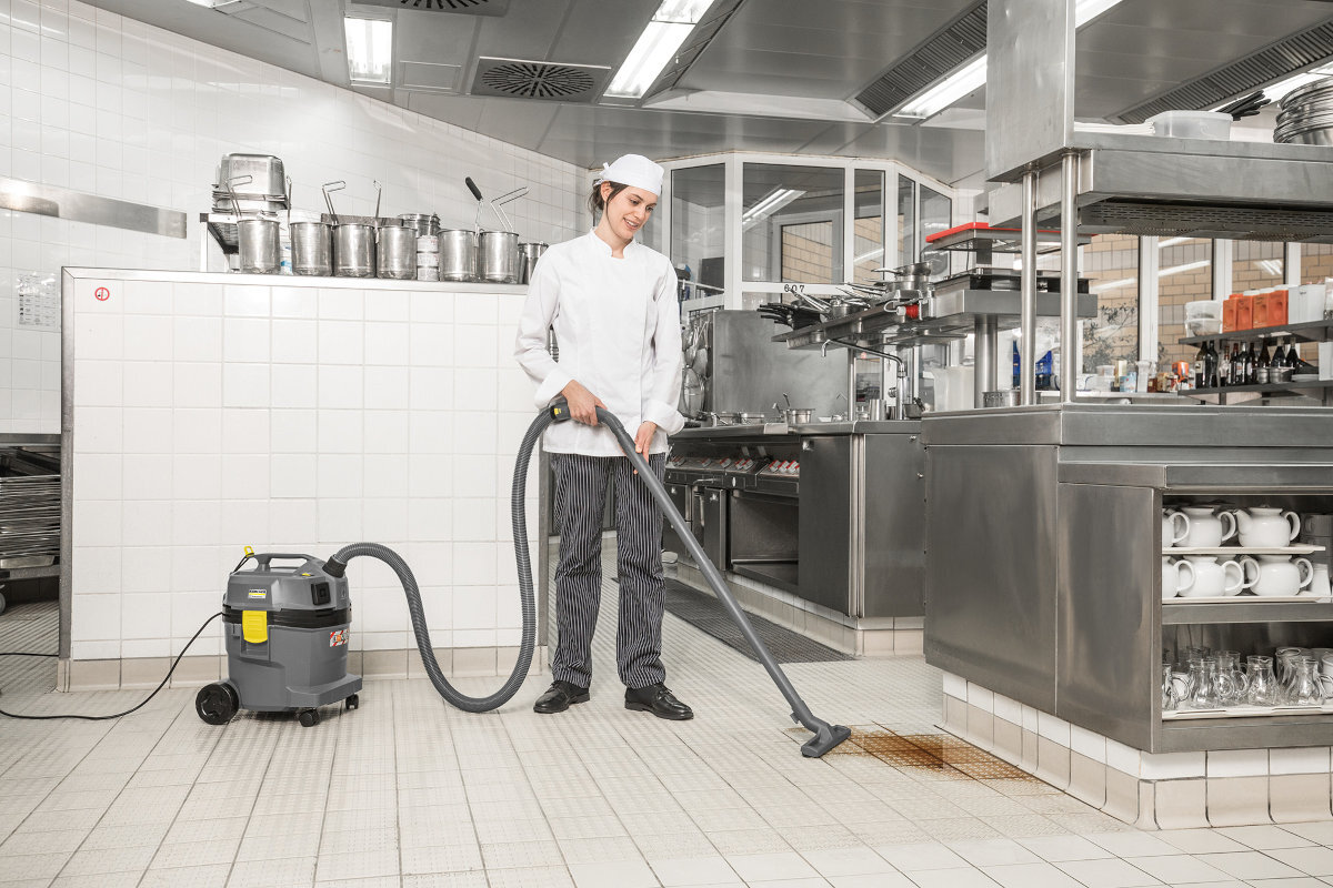 Odkurzacz KARCHER NT 22/1 Ap Bp L 1.528-130.0 wyglad zastosowanie