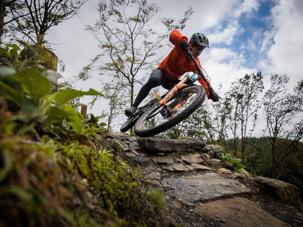 Kask rowerowy LAZER Coyote wytrzymałość bezpieczeństwo