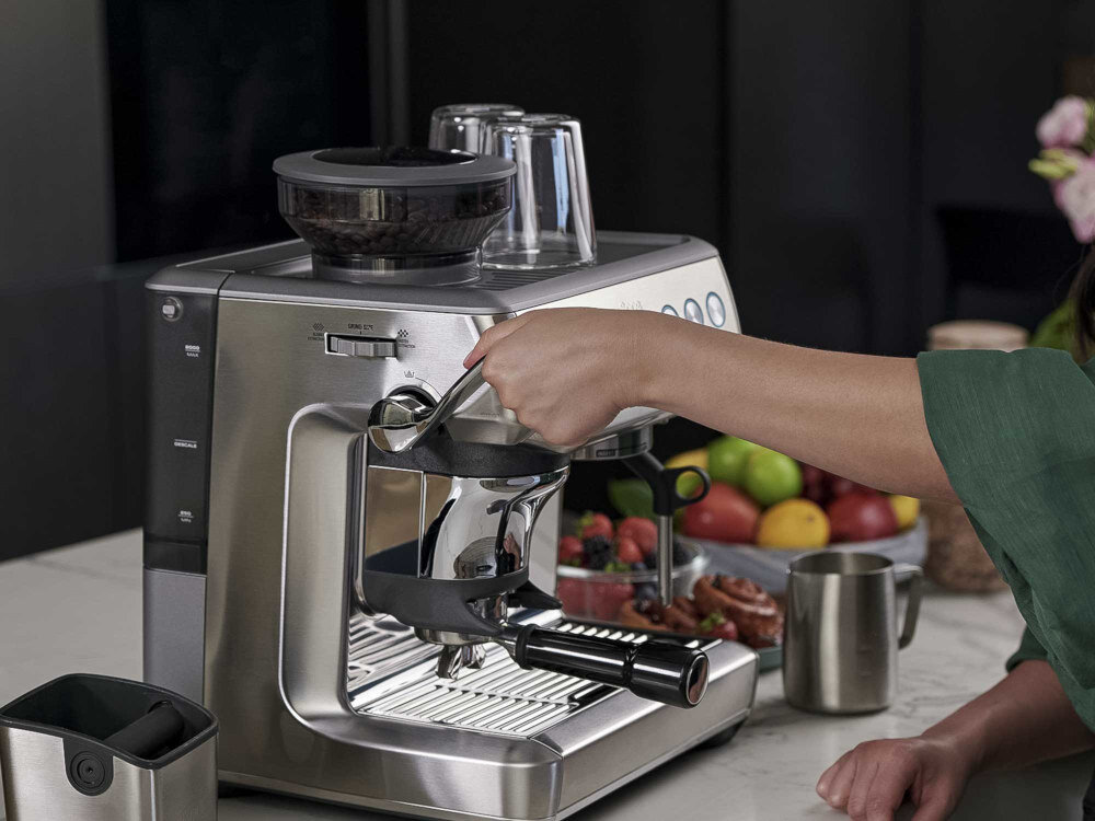 Ekspres SAGE Barista Express SES876BSS system ubijania kawy styl barista