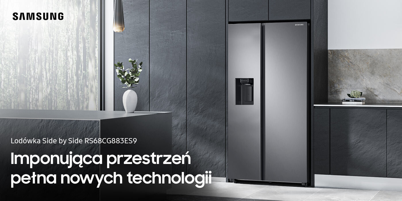 Dwudrzwiowa lodówka Samsung RS68CG883ES9 z oferty Media Expert zaprezentowana w pomieszczeniu dopasowanym kolorystycznie do paneli w odcieniu szczotkowanej stali nierdzewnej