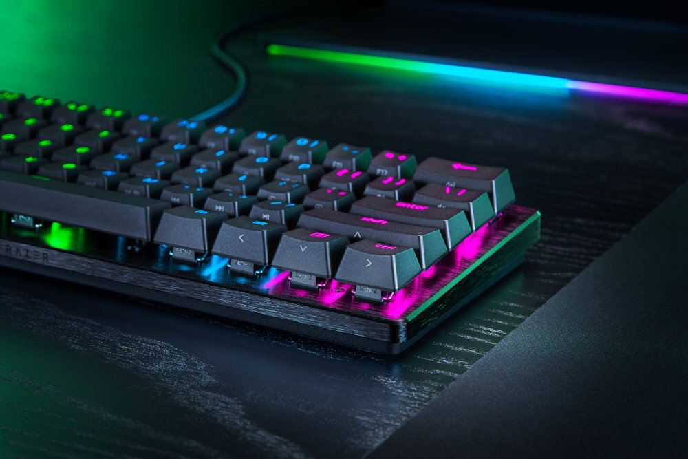 Klawiatura RAZER Huntsman V3 Pro Mini teksturowane klawisze podwójnego PBT nadrukowane z boku dodatkowe funkcje Przyciski